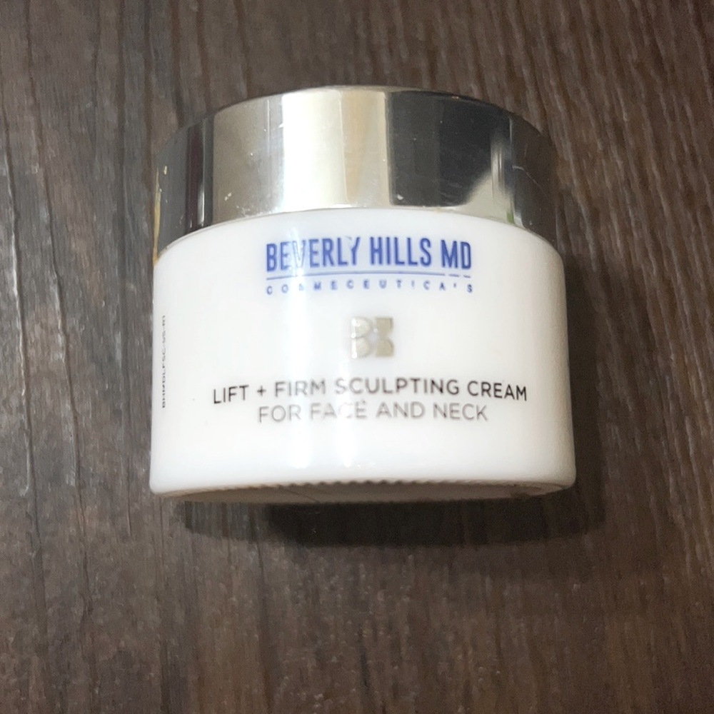 💕Beverly Hills MD Lift & Firm Sculpting Cream For face and neck💕
